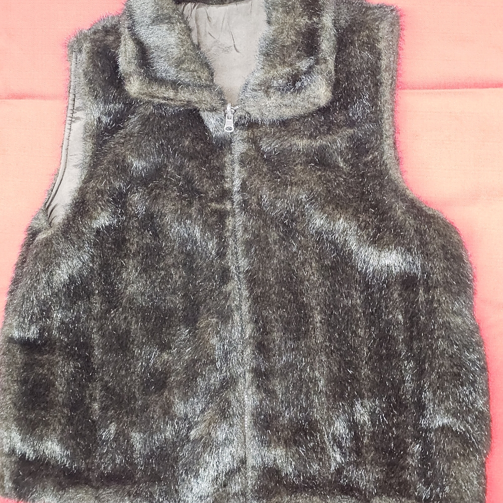 Atelier by‎ B.Thomas Fake Faux Fur Black Vest Size XL Reversible